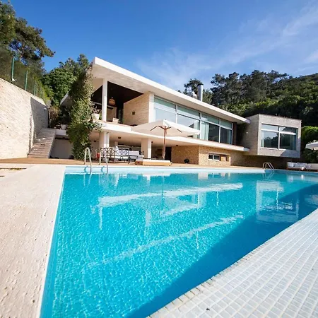 Glorious Villa With Jacuzzi, Sauna And Private Pool In Bodrum, Mugla Yalıkavak