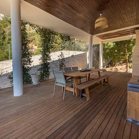 Appartement Glorious Villa With Jacuzzi, Sauna And Private Pool In Bodrum, Mugla