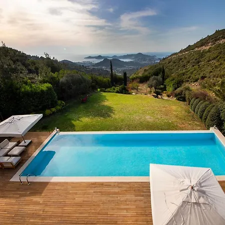 Glorious Villa With Jacuzzi, Sauna And Private Pool In Bodrum, Mugla * Yalıkavak
