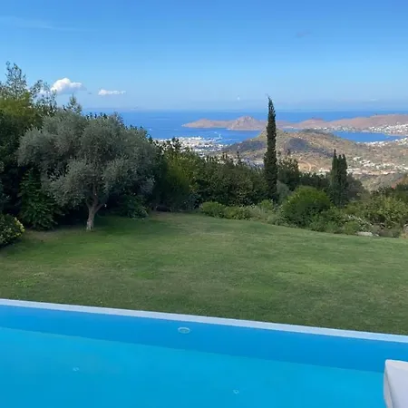 Glorious Villa With Jacuzzi, Sauna And Private Pool In Bodrum, Mugla * Yalıkavak